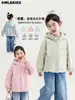 Procesamiento Personalizado Otoño Nuevo con Capucha Juguetona Niña Pequeña Cuello Alto Cortavientos Chaqueta Dulce Estilo Ropa Exterior para Niñas