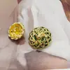 Botones estilo Chanel de gota de aceite con cabeza de león en relieve francés para cárdigans de punto y abrigos, botones metálicos de alta gama
