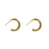 Moda europea y americana aretes simples en forma de C diseño de nicho personalidad aretes de cobre chapado en oro aretes de moda para hombre aretes de moda para mujer