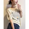 Blusa de Tricô de Seda Gelada com Manga Bufante e Bordado Floral para Mulheres, Estilo Europeu 2026 Nova Moda Primavera Base Feminina Europeia Tendência