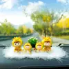 Adorable dragón del zodiaco con cabeza que se mueve, mascota celebridad de internet, figura de resina, adorno para tablero de coche, decoración para coche nuevo