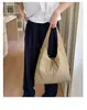 Bolsa Tote Grande Estilo Japonés 2026 para Mujer, Bolso de Hombro Versátil Casual para el Día a Día Nuevo 2026