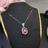 Pingente Puro de Turmalina Natural, Prata de Lei S925 Banhada A Pedra de Cristal é Limpa e a Cor é Boa. A Pedra Principal é 6*8mm.