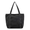 Bolsa tote de ganga elegante com decoração de rebites para mulheres, grande capacidade, adequada para o trabalho e a escola, bolsa de ombro casual versátil
