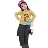 Novedad Otoño 2026 Conjunto de Camiseta Amarilla de Manga Larga con Dibujo de Starman para Niñas y Pantalones Casuales Grises Moderno
