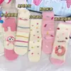 Calcetines cálidos con forro de felpa, calcetines suaves y amigables con la piel, calcetines antideslizantes de media pantorrilla, estilo lindo de lunares juvenil, calcetines de utilería Lolita para el hogar