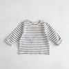 Ropa Infantil Estilo Coreano Primavera y Otoño Camisetas Interiores para Niñas Rayadas Cuello Redondo para Bebé Ropa Exterior Camisetas de Manga Larga Tops Casuales para Niños