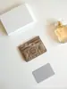 Venta al por mayor directa de fábrica de Tarjetero de Cuero Genuino Nuevo para Mujer con Logo, Bolsa de Almacenamiento Acolchada de Piel de Vaca, Billetera para Monedas
