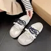 Meias-pantufas Fechadas de Verão para Mulheres, Novo Modelo com Malha Respirável, Sapatos Preguiçosos Slip-On Planos, Sapatos de Sola Grossa
