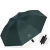 Atacado do fabricante guarda-chuva dobrável de uso duplo unissex com proteção solar resistente a UV, cabo listrado em bloco de cores, revestimento preto