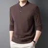 2026 Nuevo Estilo Otoño Sudadera Fina de Manga Larga para Hombre con Dos Botones, Manga Larga por un Lado, Lujo Ligero, Tacto de Alta Gama, Camiseta