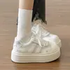 Zapatillas blancas de suela gruesa estilo coreano para mujer, zapatos de malla transpirable de verano para mujer, zapatos versátiles para combinar con faldas, mocasines casuales