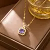 Collar de Moda Versátil de Acero de Titanio que no se decolora para Mujer, Chapado en Oro de 18K, Circonita Microincrustada, Trébol de Cuatro Hojas, Cadena para Clavícula Morada de Lujo Ligero