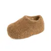 Botas de nieve de suela gruesa de 5 cm para otoño e invierno, con forro de felpa, estilo slip-on, nuevos zapatos peludos, zapatos casuales de algodón que aumentan la altura
