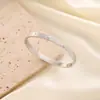 Pulsera Yunyao de Acero Inoxidable con Cierre de Estrella de Ocho Puntas con Textura, No se Desvanece, Adecuada para Bañarse, Lujo Ligero, Exquisita Joyería Transfronteriza de Acero de Titanio