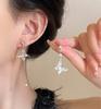 Pendientes de mariposa de estilo coreano con aguja plateada, nicho de alta gama, perla de imitación, pendientes sencillos de diamantes completos, pendientes de borla largos.