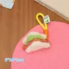 Llavero de Accesorios con Colgante de Bolso Corazón Girly de Peluche Dopamina Coreana Hamburguesa Rollo de Pastel de Fresa