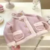 Abrigo para Niñas Otoño Invierno 2026 Estilo Nuevo Aterciopelado Espeso Top de Princesa Infantil Ropa Elegante de Invierno para Bebés y Niños Pequeños