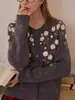 Cárdigan de Punto Bordado con Flor Estéreo de Cuello Redondo y Flores Pequeñas Grises Chaleco de Punto para Mujer
