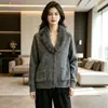 Cardigã de malha feminino transfronteiriço com gola de pele sintética, nova coleção outono/inverno, de manga longa, moderno, casual, suéter liso com bolsos