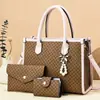 2026 Nova Tendência Transfronteiriça Conjunto de Três Peças de Bolsas Mãe-Filha para Mulheres, Bolsa Tote Simples de Grande Capacidade, Bolsa de Mão, Bolsa de Ombro, Bolsa Transversal