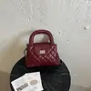 Primavera 2026 Nuevo Estilo Coreano Nicho Bolso de Viaje a la Oficina Moda Simple Elegante para Mujer Bolso Cruzado con Cadena Acolchado de Diamantes