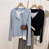 Camisa de dos piezas de manga larga con forro polar falso de color azul leche para mujer, ropa interior de otoño e invierno, camiseta elegante con botones y efecto adelgazante cepillado