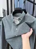 Camisa de manga larga a cuadros para hombres jóvenes y de mediana edad, primavera y otoño, 100% algodón, transpirable, simple, bordada, versátil, casual, camisa con cuello