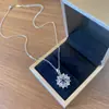 Collar de Acero de Titanio con Circonita Incrustada de Diamantes Estilo Hada de Lujo Ligero para Mujer, Cadena Versátil y Exquisita para la Clavícula, Regalo para Novia