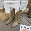 2026 Versión Coreana Nuevo Diseño de Nicho Botines Cortos Franceses Retro Punta Cuadrada Pequeña Botas Vaqueras Súper Elegantes Botas de Media Caña Botas para Mujer