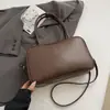 Bolsa de Mão Maleta Retrô Simples Transfronteiriça Novo Estilo Outono e Inverno 2025 Bolsa de Ombro Simples Grande Capacidade para o Dia a Dia Feminina