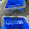Botes de plástico reforzado de doble capa, botes de pesca, botes pequeños, botes de pesca de PE engrosado, botes de asalto de plástico, botes inflables, se pueden equipar con motores fueraborda