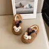 Zapatos de Peluche para Niños Dibujos Animados Para Exteriores Suela Suave Estilo Invierno 2026 Zapatos de Algodón de Dos Capas para Niñas Zapatos de Algodón Cálidos con Felpa para Bebés Niños