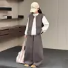 Conjunto de primavera y otoño para niñas 2026 nuevo estilo coreano moderno y a la moda chaleco casual y pantalones de pierna ancha conjunto de tres piezas para niños mayores