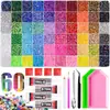 Caja de 24 compartimentos moderna y popular de diamantes de resina jelly de color AB con base plana, empaquetada para arte de uñas DIY, accesorios pequeños, venta al por mayor
