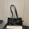 Textura de Alta Qualidade Verão 2026 Novo Design de Nicho Moda Tendência Simples Estiloso Versátil Bolsa de Ombro Bolsa Transversal