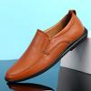 Sapatos de couro masculinos 2024, novos sapatos britânicos para negócios, respiráveis, casuais, com solado macio, para dirigir e trabalhar, sem cadarço