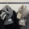 Estilo Coreano Nuevo Tejido Pata de Gallo Doble Cara Otoño e Invierno Cálido Moda Clásico Cuello Combinable Bufanda de Pareja Trendy para Mujer