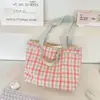 65159 Bolsa de Lona Xadrez Rosa e Branca com Alça Azul Clara, Estilo Casual para Passeio de Estudante, Bolsa de Ombro Artística