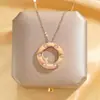 Nueva cadena de clavícula de lujo estilo coreano, collar versátil de acero de titanio de moda para mujer, colgante simple clásico de circón, accesorio versátil