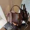 Nuevos Bolsos de Mujer de Comercio Exterior 2026 Más Vendidos Vintage de Nicho Bolso Cubo Bolso de Hombro Único Cruzado para el Trabajo