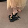 Sandalias Romanas de Dedo Tanga con Tacón Grueso para un Look Adelgazante Personalizado Sandalias de Dedo con Hebilla Metálica Cuadrada para Verano y Otoño 2025