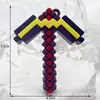 Llavero Colgante Espada de Minecraft de Dibujos Animados Creativo Yo Soy Mundo Tótem de Muerto Viviente Muñeco Colgante Figura Venta al por Mayor
