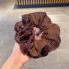 Goma para el pelo fruncida de color contrastante a cuadros para mujer, Nuevo y moderno elástico para coleta para otoño e invierno, Cuerda elástica duradera para el pelo con flor