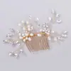 Adorno de Cabeça para Noiva com Pérolas e Strass, Acessório de Cabelo Artesanal Estilo Europeu e Americano, Pente de Cabelo com Cristais Incrustados, Acessório para Vestido de Casamento