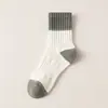 Calcetines Zhuji para Hombre Otoño e Invierno Nuevos Calcetines Deportivos Desodorantes Calcetines de Invierno Gruesos y Cálidos de Caña Media para Adolescentes y Hombres
