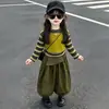 Conjunto de Otoño para Niña 2026 Nueva Moda Elegante Bebé Niña Casual Manga Larga Rayado Falso Dos Piezas Estilo Coreano