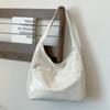 Bolsa retrô de grande capacidade Sacola feminina de alto valor Bolsa de ombro para estudantes universitários Bolsa de ombro simples casual