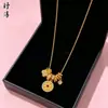 Tienda de Oro Mismo Estilo Arena Dorada Hielo Triturado Brillante Corazón Barra de Oro Pequeña Cadena para Clavícula Popular para Mujeres Próspero Pronto Venta al por Mayor