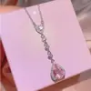 Joyas de Celebridad de Internet Estilo INS Colgante de Gota de Diamante Rosa Simulado Pendientes de Gota Collar Conjunto para Venta en Vivo de Mujeres